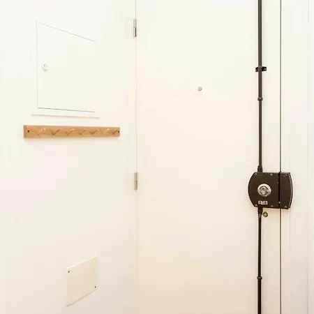 Annie's Cosy 2-bedroom - Graca Διαμέρισμα