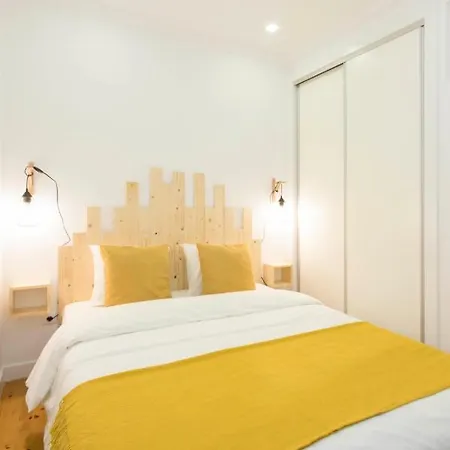 Annie's Cosy 2-bedroom - Graca Apartment Lissabon