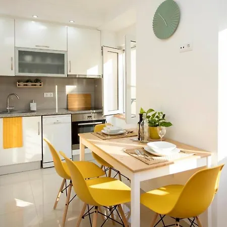 Annie's Cosy 2-bedroom - Graca Apartment *